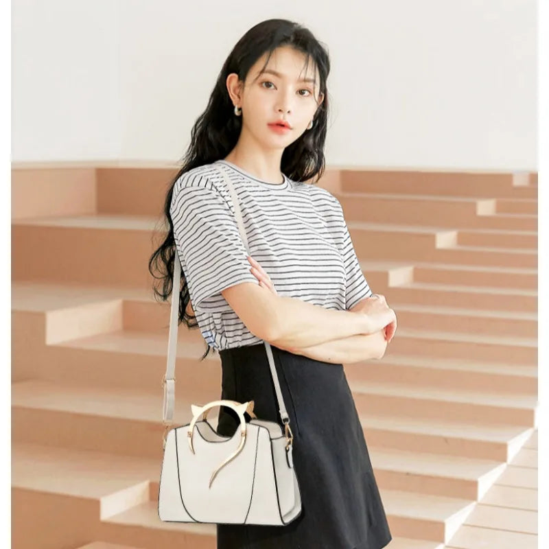 Fashion Leather Shoulder Bag & Chain Purse for Women | Small Crossbody & Trendy Underarm Bag (Square Satchel Handbag)